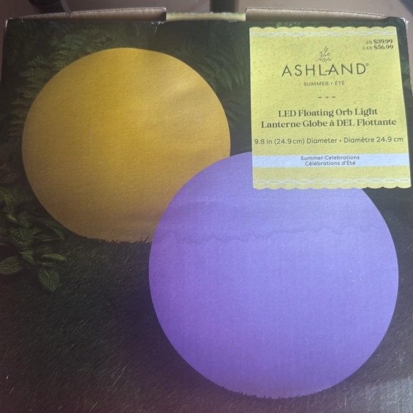 LED Floating Orb Light - Picture 2 of 6